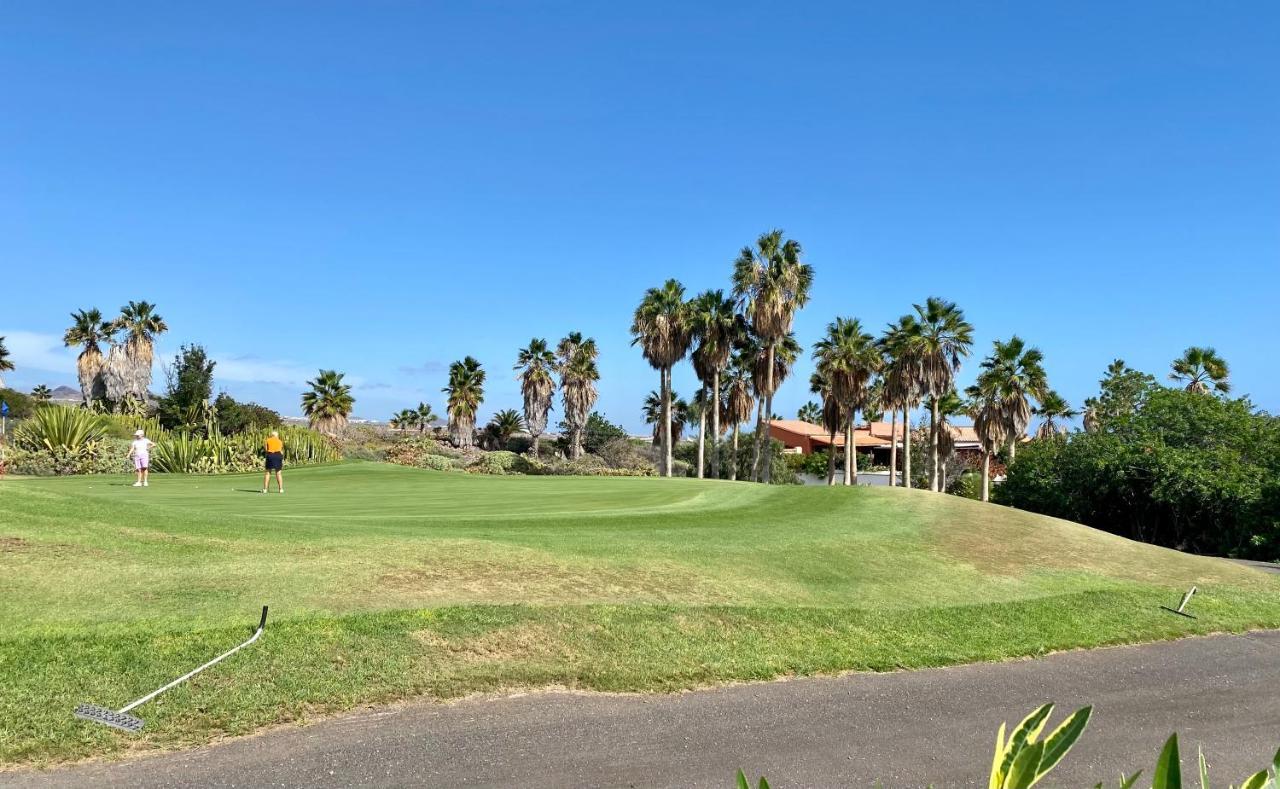Juangy'S Apartments In Las Adelfas Golf Del Sur San Miguel de Abona Eksteriør billede