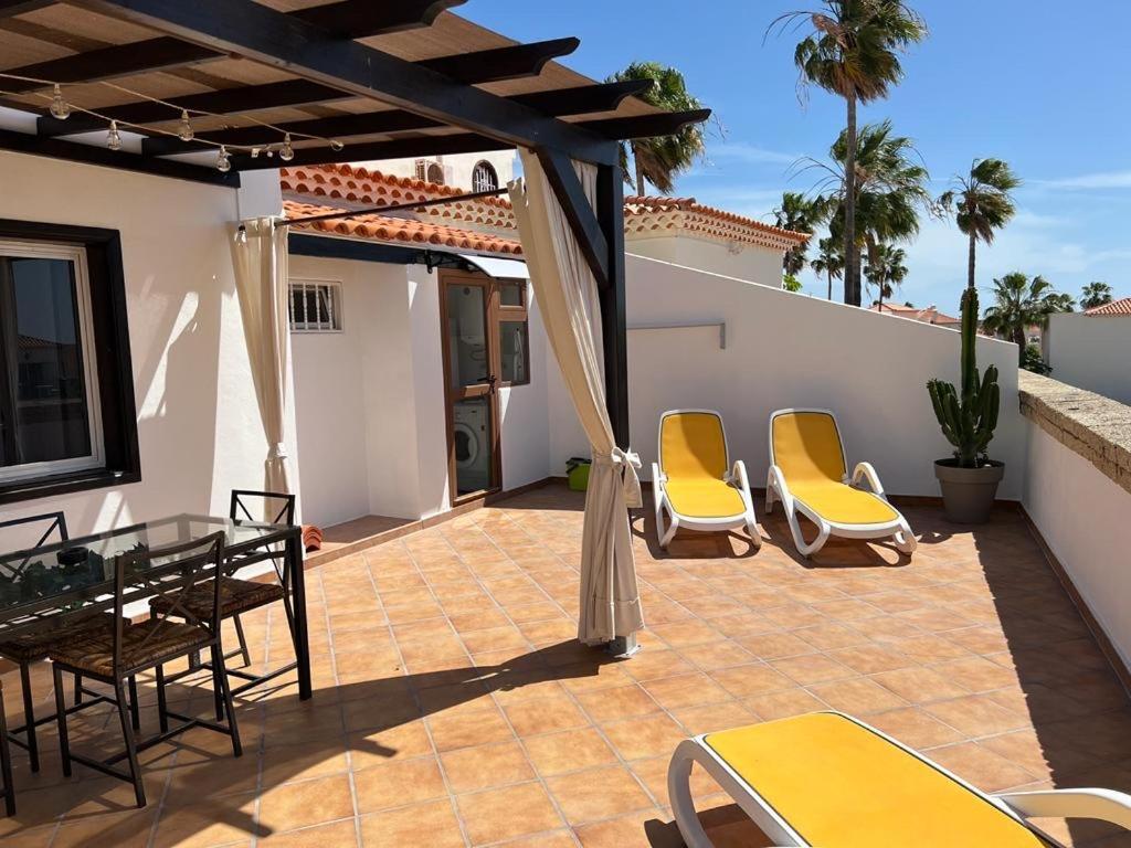 Juangy'S Apartments In Las Adelfas Golf Del Sur San Miguel de Abona Eksteriør billede